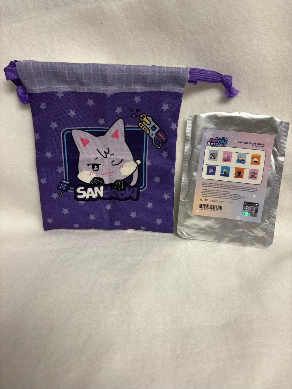 SANDEOKI Aniteez in Color Drawstring Pouch Choi San Ateez Purple Cat
